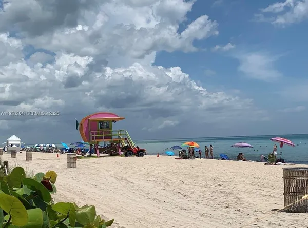 $1,700 | 7445 Harding Avenue, Unit 110, Miami Beach, FL 33141