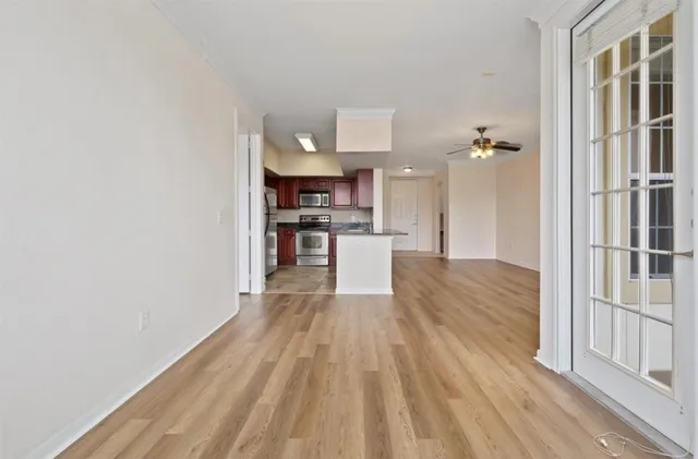 $199,800 | 7575 Kirby Drive, Unit 1209, Houston, TX 77030