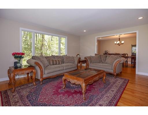 7 Castle Road Lexington, MA 02420 - Photo 5 of 31 Gallery Image 5