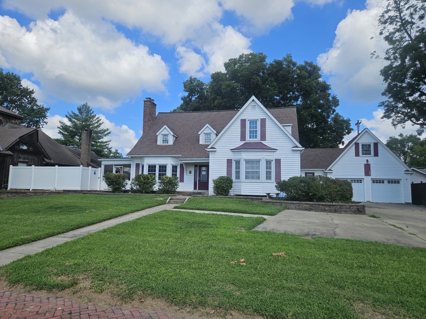 302 West Main Street Carmi, IL 62821 - Photo 4 of 56 Gallery Image 4