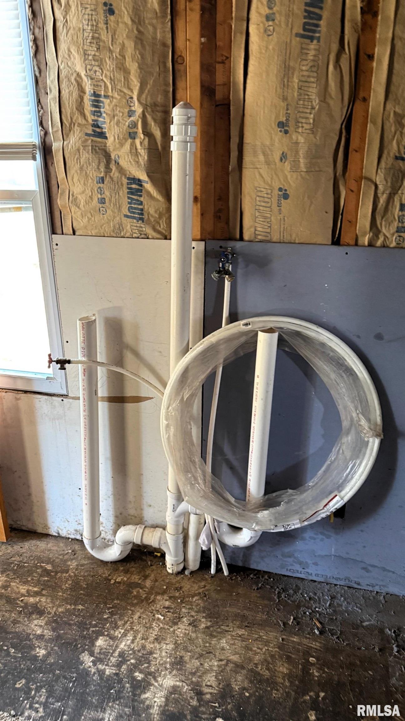 108 North Locust Street Roberts, IL 60962 - Photo 17 of 26