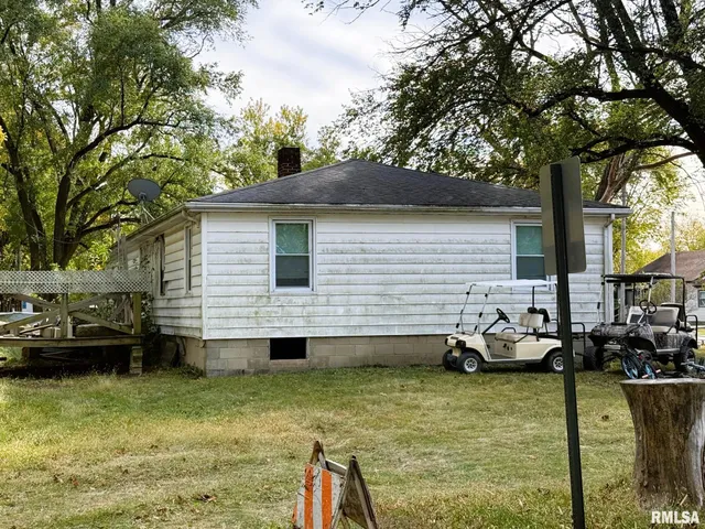 $39,900 | 108 North Locust Street, Roberts, IL 60962