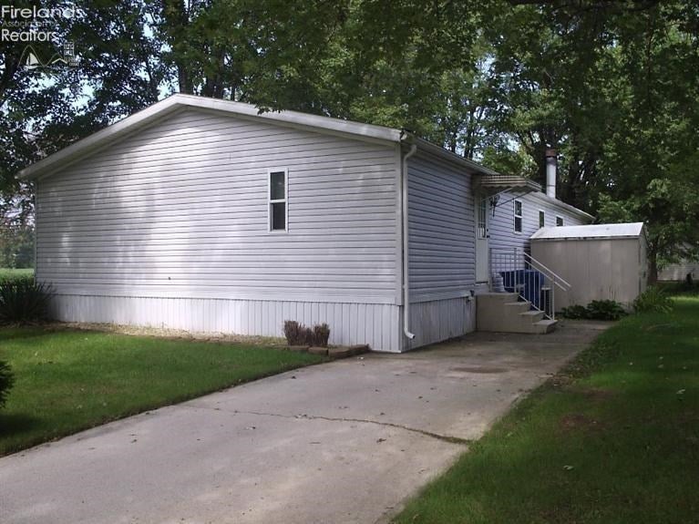 2420 Port Clinton Road, Unit 42 Fremont, OH 43420 - Photo 3 of 3 Gallery Image 3