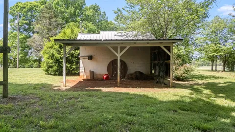 $449,900 | 162 Grizzell Lane, Winchester, TN 37398