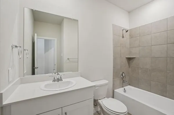 $2,300 | 714 Leavenworth Drive, McKinney, TX 75071