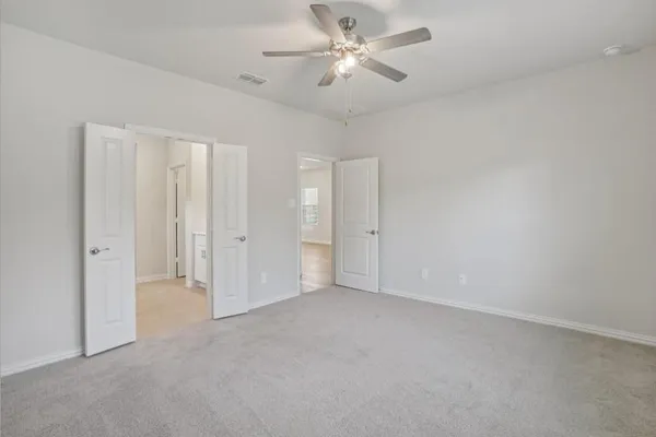 $2,300 | 714 Leavenworth Drive, McKinney, TX 75071