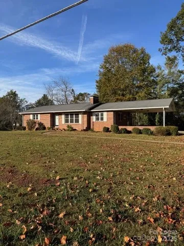 front view of house with a yard