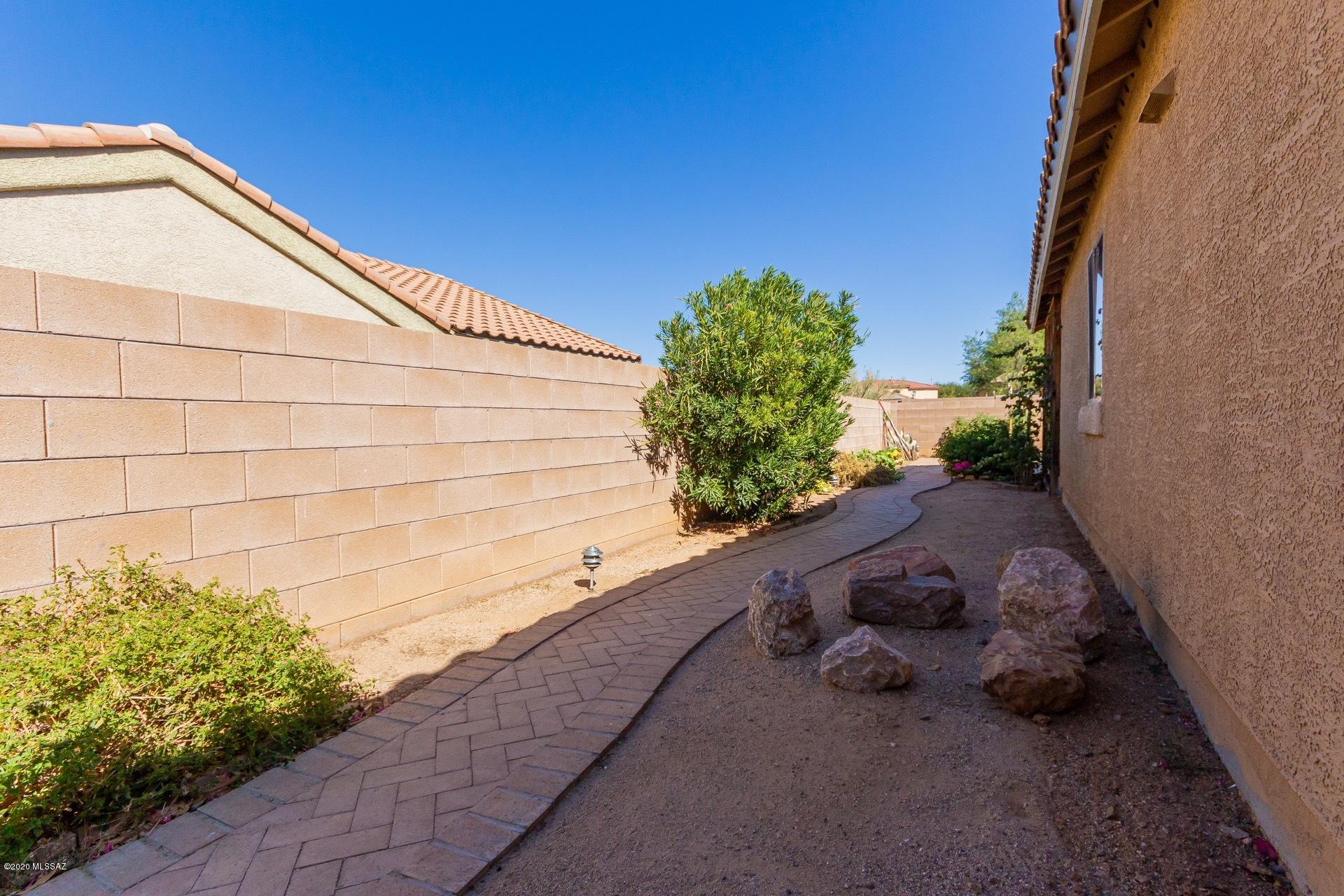 545 South Stone Bench Road Vail, AZ 85641 - Photo 31 of 34 Gallery Image 31