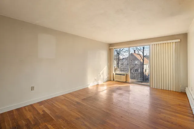 $299,000 | 859 Broadway, Unit 15, Everett, MA 02149