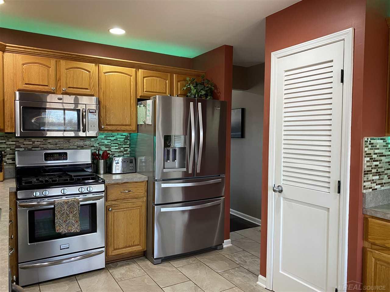 6479 Short Cut Road Marine City, MI 48039 - Photo 8 of 51 50068487-7.JPG