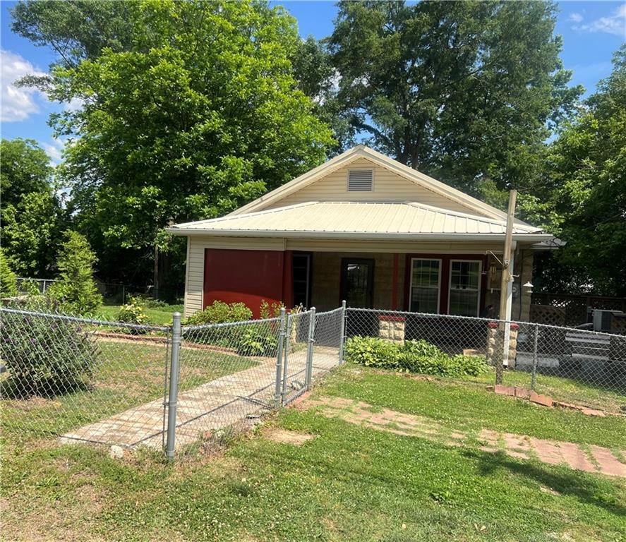 775 Union Street Summerville, GA 30747 - Photo 1 of 25