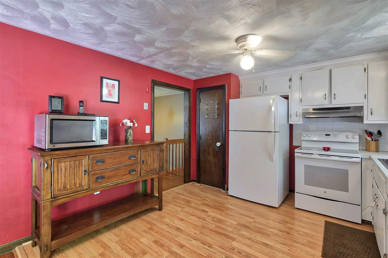 12 Sawmill Road Pelham, NH 03076 - Photo 13 of 33 Gallery Image 13