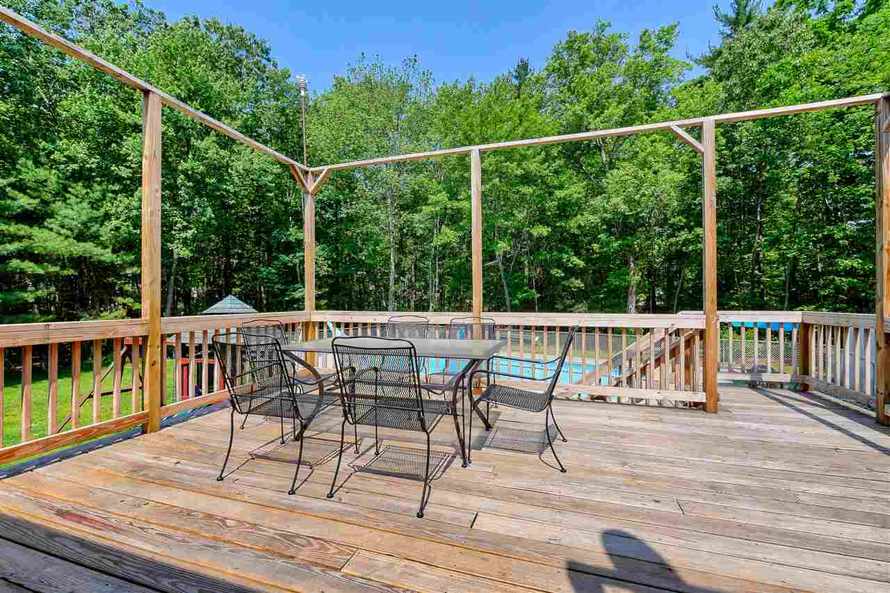 12 Sawmill Road Pelham, NH 03076 - Photo 16 of 33 Gallery Image 16