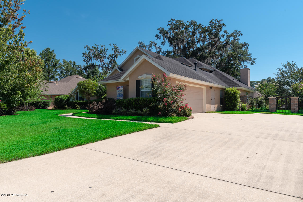 1740 Margarets Walk Road Fleming Island, FL 32003 - Photo 2 of 28 front - driveway