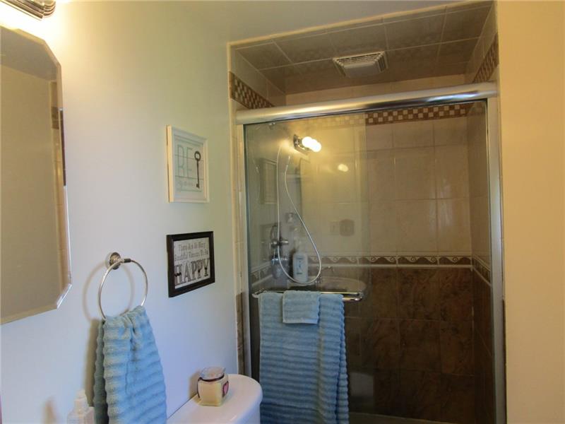 70 Spring Street Pittsburgh, PA 15223 - Photo 15 of 25 Master Bath