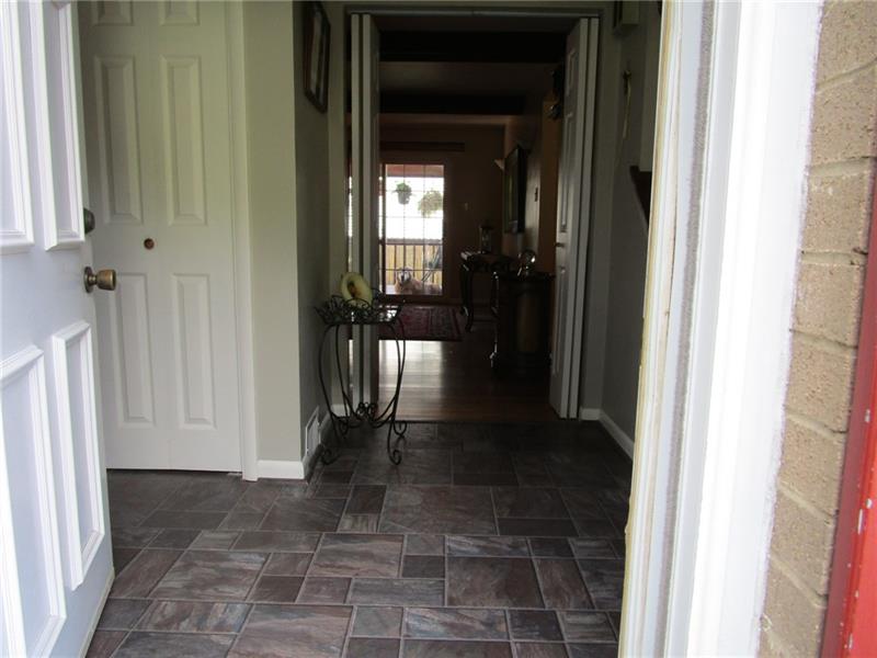 70 Spring Street Pittsburgh, PA 15223 - Photo 3 of 25 Front Entryway