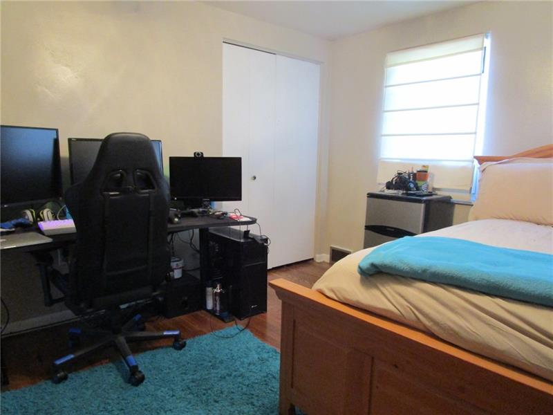 70 Spring Street Pittsburgh, PA 15223 - Photo 21 of 25 Bedroom 2