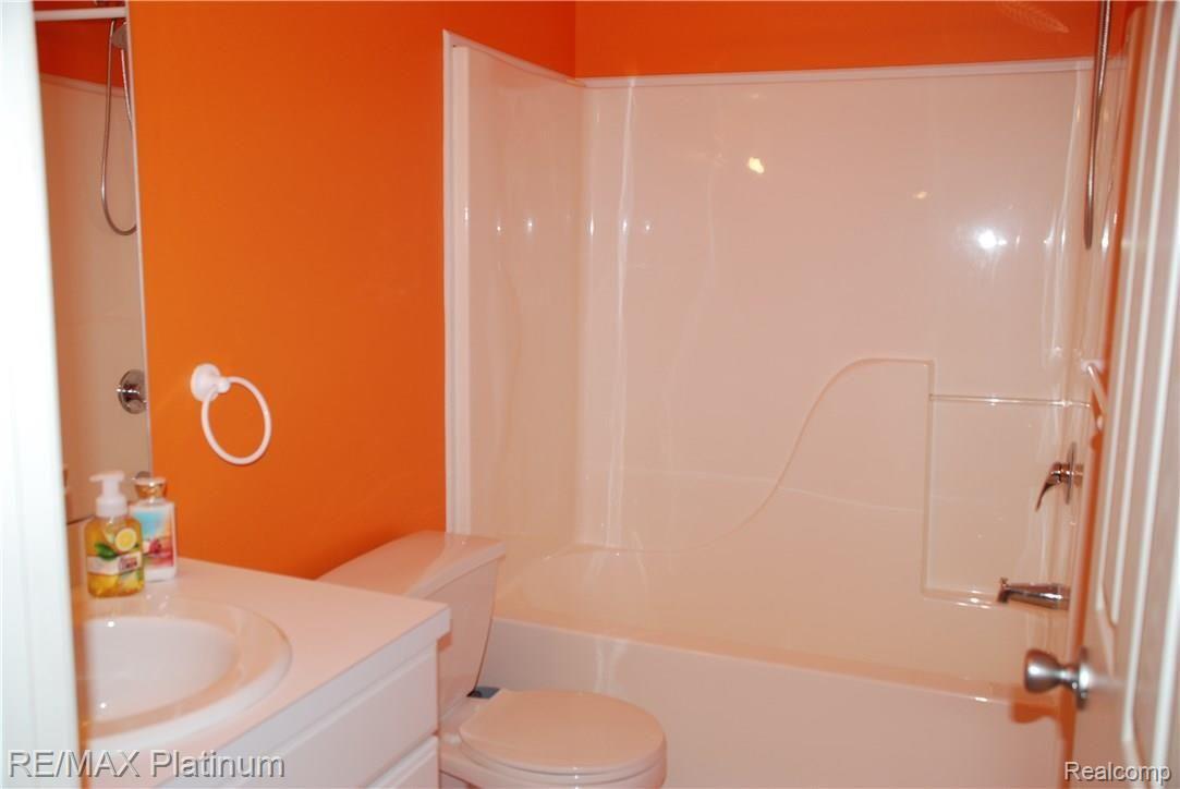 6388 Woodbrook Road Linden, MI 48451 - Photo 21 of 43 DSC_0758.JPG