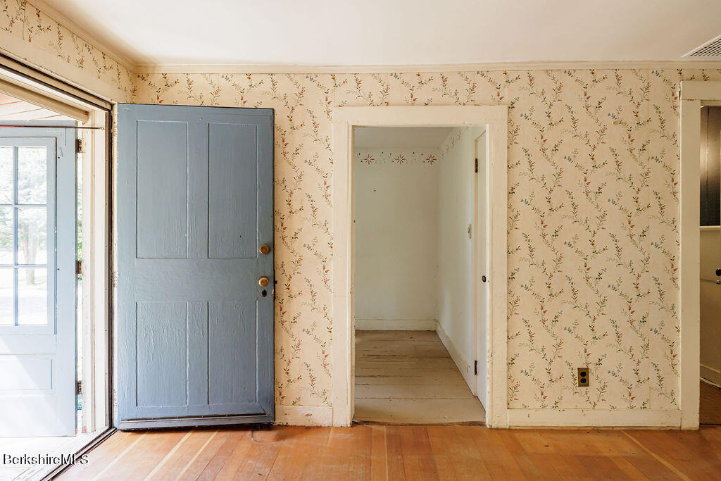 179 South Main Street Sheffield, MA 01257 - Photo 7 of 30