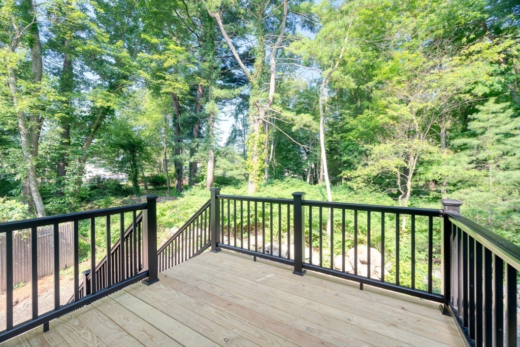 27 Valley Road Holbrook, MA 02343 - Photo 13 of 17 Gallery Image 13
