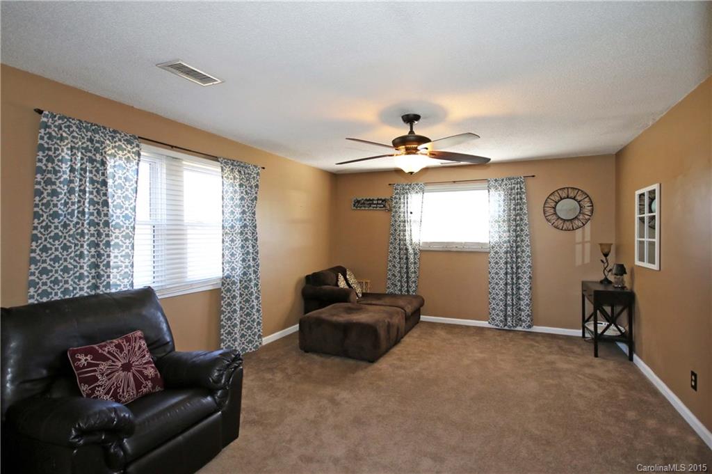 356 Kimmon Road Harmony, NC 28634 - Photo 14 of 24