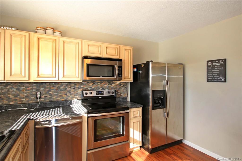 356 Kimmon Road Harmony, NC 28634 - Photo 3 of 24