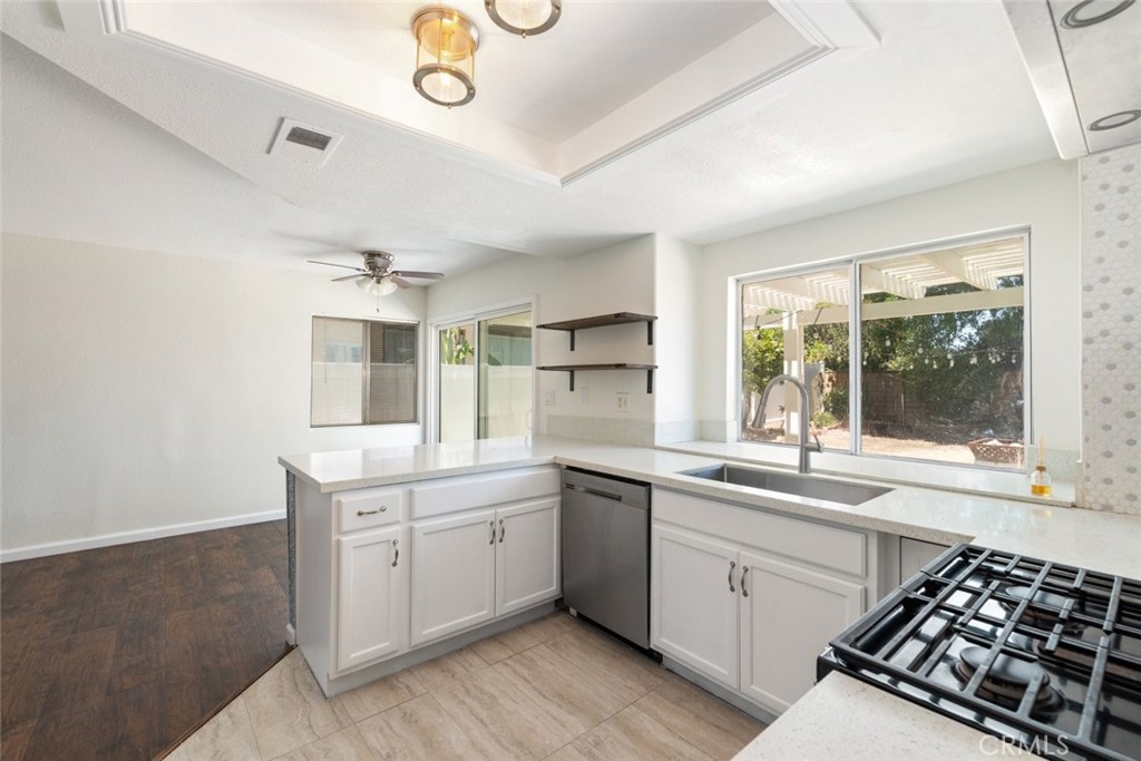 30406 Milano Road Temecula, CA 92591 - Photo 10 of 28
