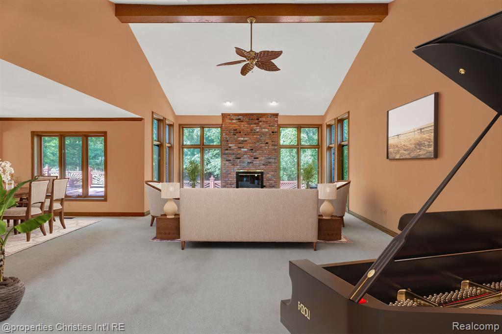 2160 Reagan Drive Rochester Hills, MI 48309 - Photo 9 of 60