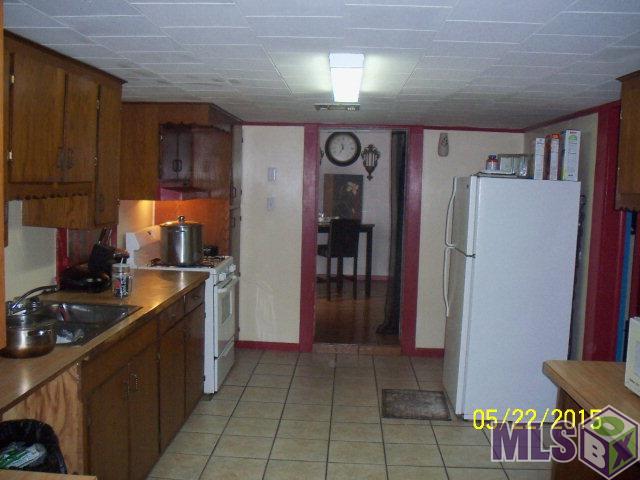 113 St Louis Street Raceland, LA 70394 - Photo 3 of 9 Kitchen