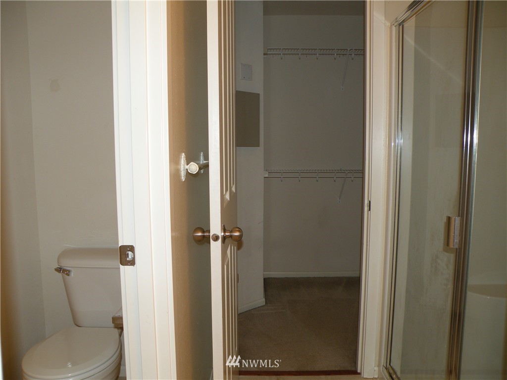 10849 Southeast 187th Lane Renton, WA 98055 - Photo 15 of 20 Gallery Image 15