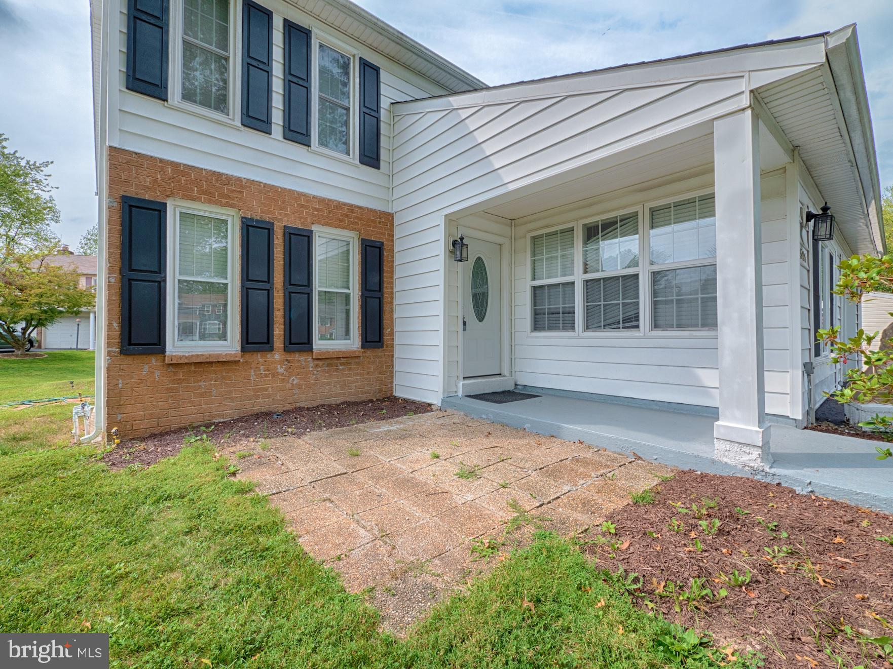 4506 Lees Corner Road Chantilly, VA 20151 - Photo 3 of 25 Gallery Image 3