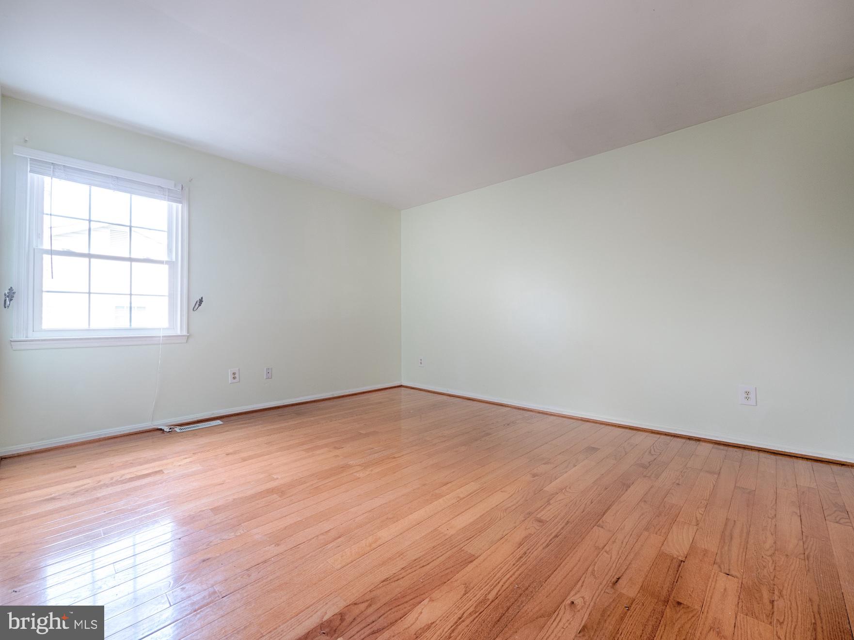 4506 Lees Corner Road Chantilly, VA 20151 - Photo 5 of 25 Gallery Image 5