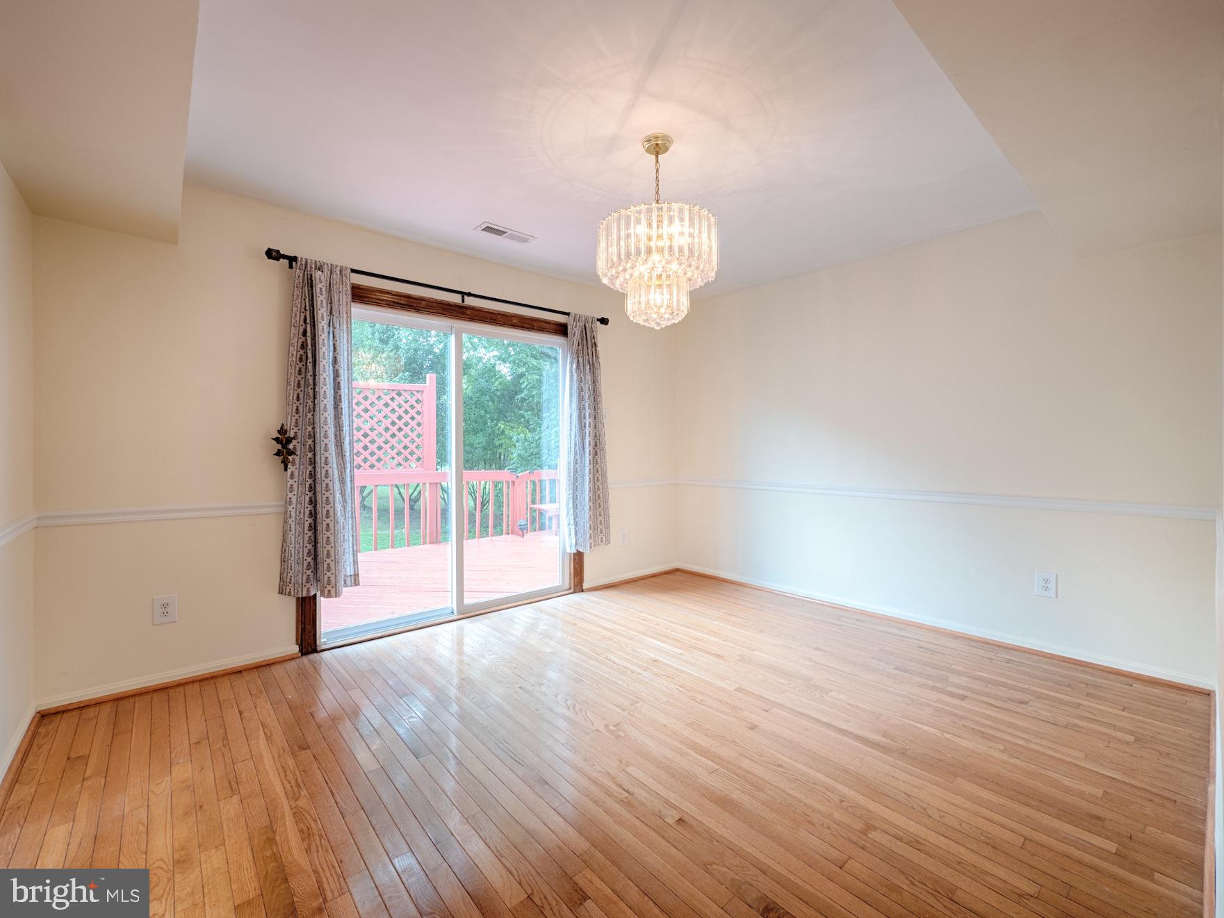 4506 Lees Corner Road Chantilly, VA 20151 - Photo 6 of 25 Gallery Image 6