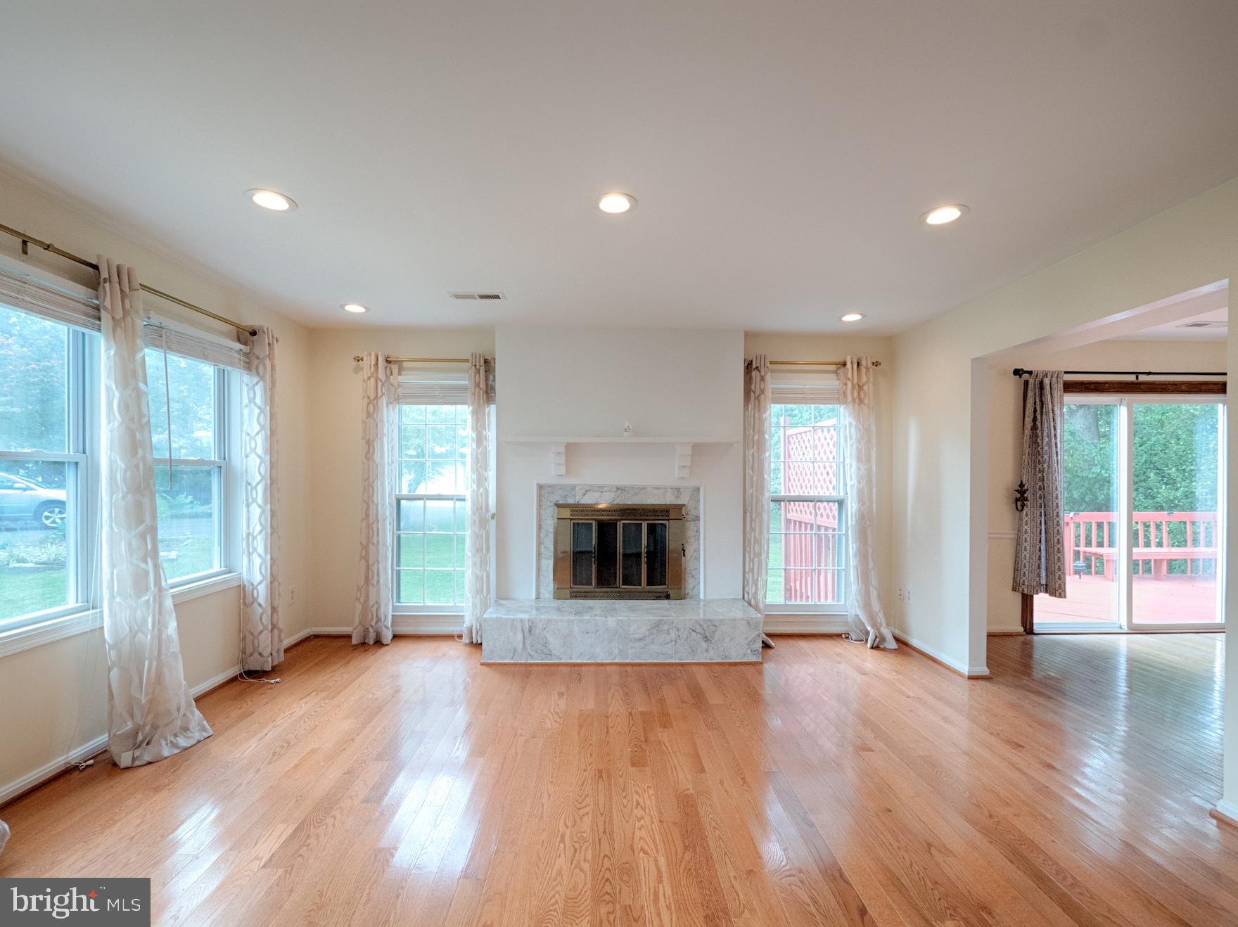 4506 Lees Corner Road Chantilly, VA 20151 - Photo 8 of 25 Gallery Image 8