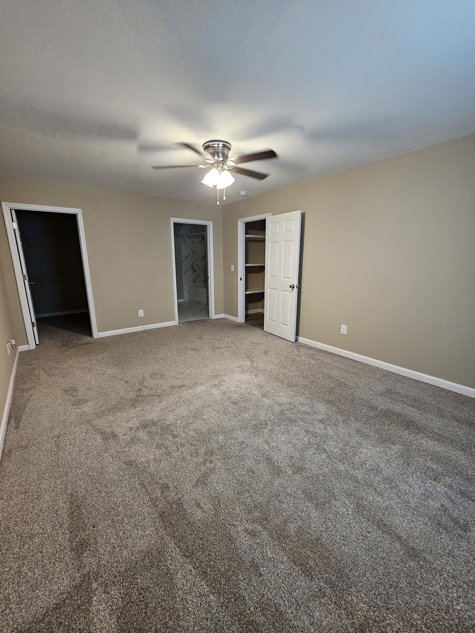 107 Gentry Street Tullahoma, TN 37388 - Photo 18 of 34 a view of empty room with a ceiling fan