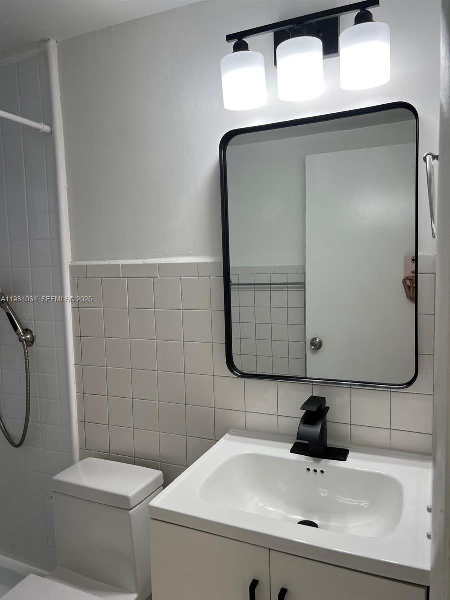 2300 Southwest 3rd Avenue, Unit 4 Miami, FL 33129 - Photo 11 of 12