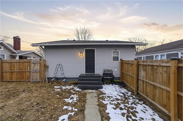 $190,000 | 526 South Hardy Avenue, Independence, MO 64053