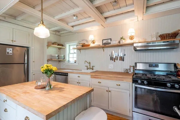 $689,000 | 2224-2226 Appleton Ridge Road, Appleton, ME 04862