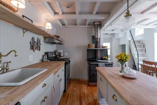 $689,000 | 2224-2226 Appleton Ridge Road, Appleton, ME 04862