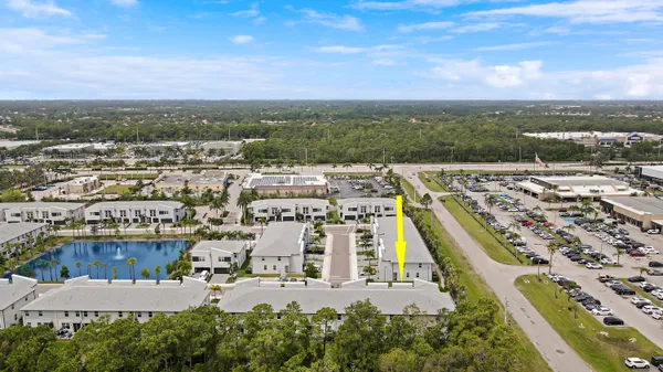 $389,999 | 3903 Southeast Mentmore Lane, Stuart, FL 34997