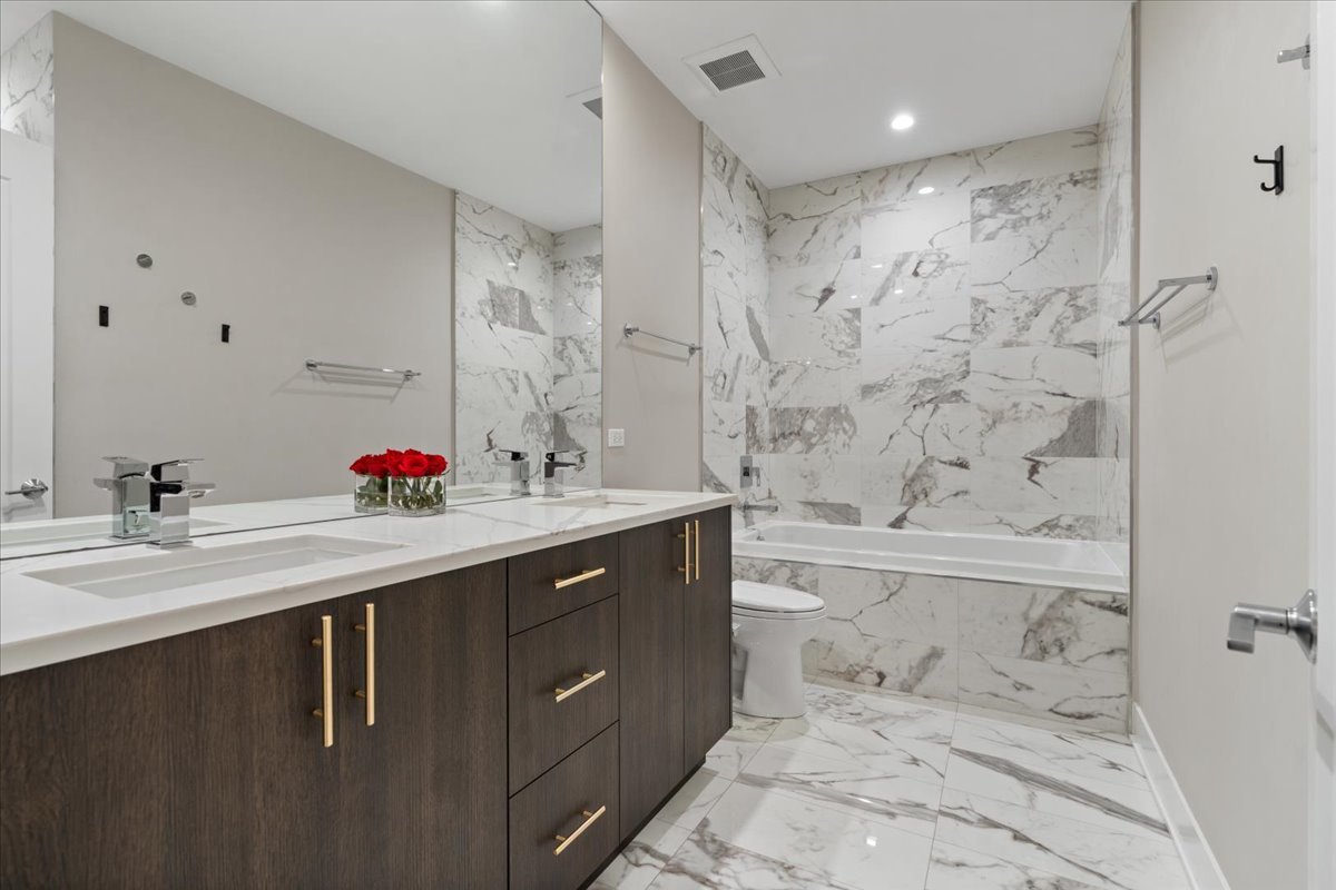 729 West 15th Street Chicago, IL 60607 - Photo 16 of 37