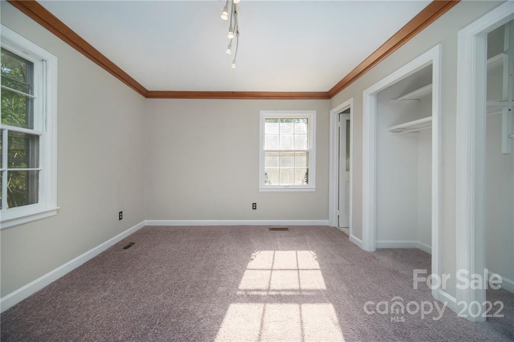 8516 Gilead Road Huntersville, NC 28078 - Photo 11 of 23 Gallery Image 11