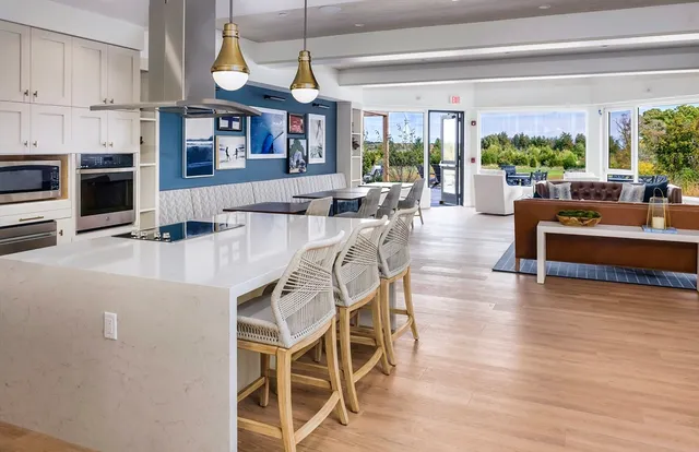 $4,150 | 130 Chief Justice Cushing Highway, Unit 408, Scituate, MA 02066