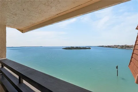 $499,000 | 138 1st Street East, Unit 302, St. Petersburg, FL 33715