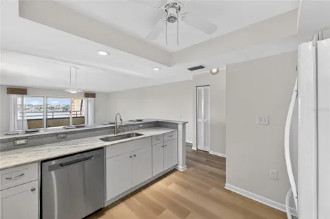 $499,000 | 138 1st Street East, Unit 302, St. Petersburg, FL 33715