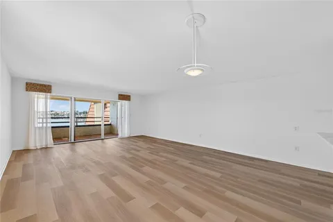 $499,000 | 138 1st Street East, Unit 302, St. Petersburg, FL 33715