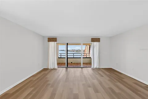 $499,000 | 138 1st Street East, Unit 302, St. Petersburg, FL 33715