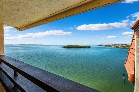 $499,000 | 138 1st Street East, Unit 302, St. Petersburg, FL 33715