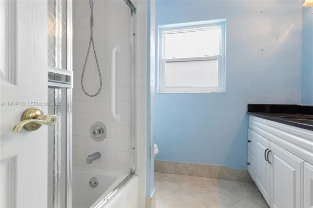 $3,400 | 21314 Chinaberry Drive, Boca Raton, FL 33428