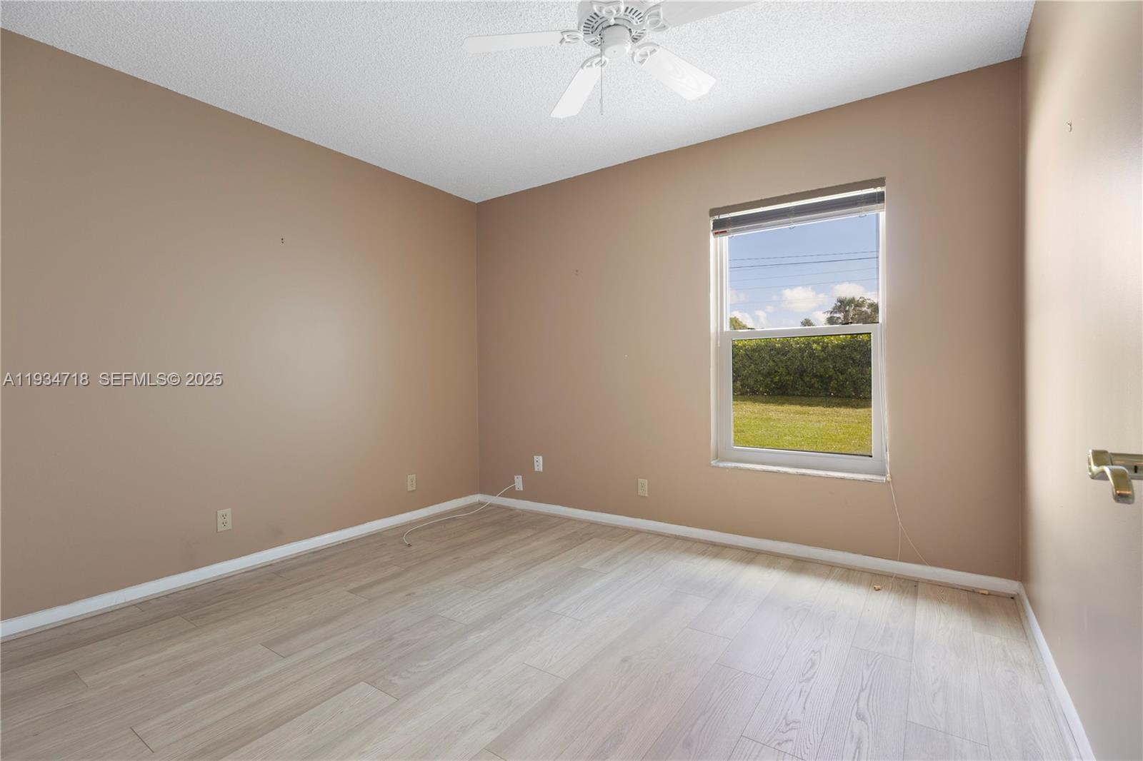 21314 Chinaberry Drive Boca Raton, FL 33428 - Photo 18 of 31